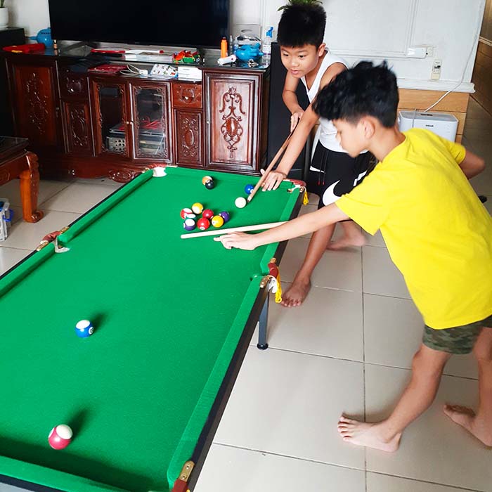 BÀN BIDA CHO TRẺ EM M2458 ⚡Bộ đồ chơi Bilard cao cấp cho bé⚡ bàn bi-a gỗ bọc nhung  xịn + Kèm gậy và bóng