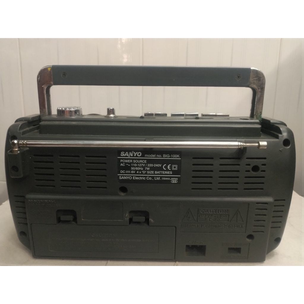 Radio cassette Sanyo BIG-100K đồ cũ nghe ok 100%