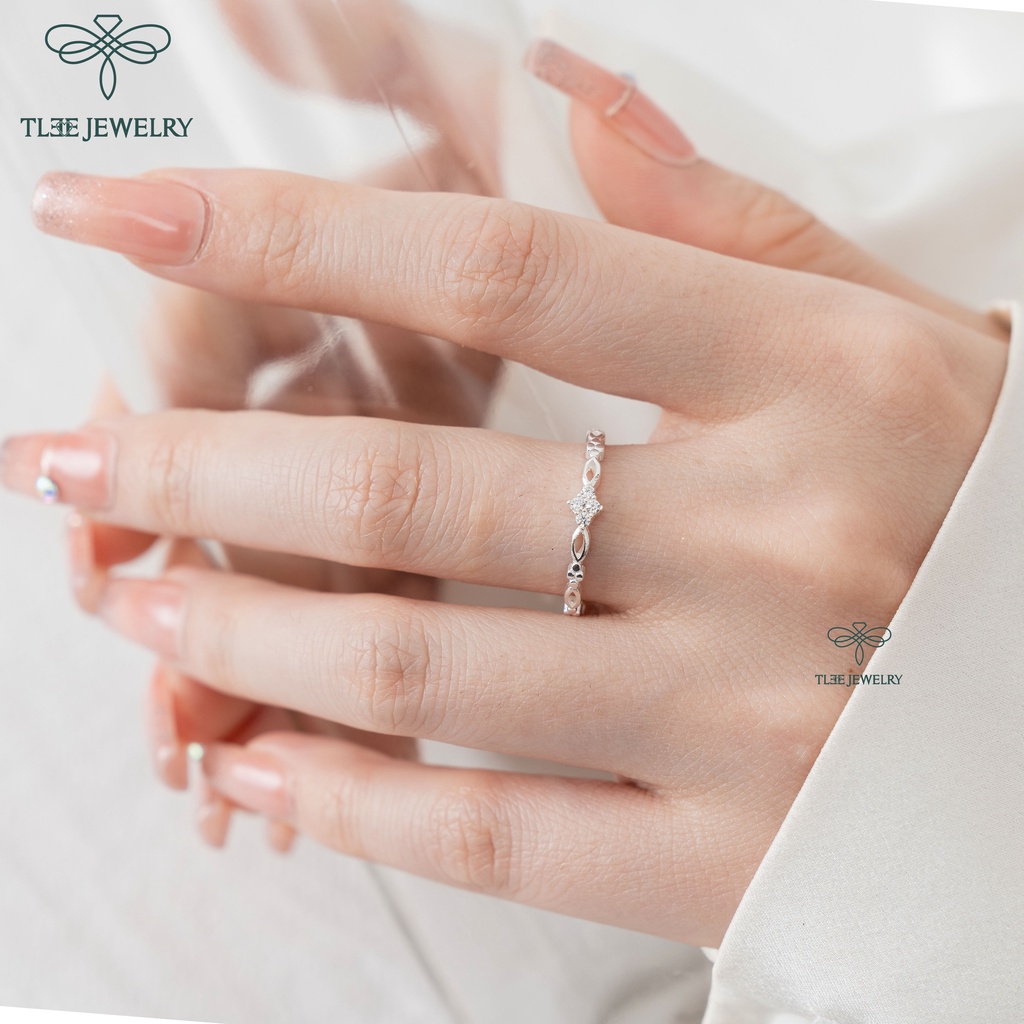 Nhẫn bạc nữ TLEE hoa mai đính đá viền trơn cá tính TleeJewelry A0212