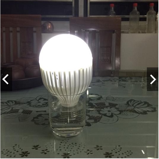 Bóng đèn LED tích điện 15W