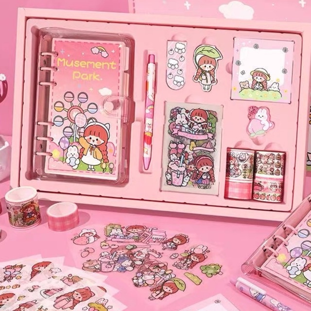 Set hộp quà tặng có sổ tay và cuộn băng keo washi dễ thương + sticker + móc khoá + bookmark