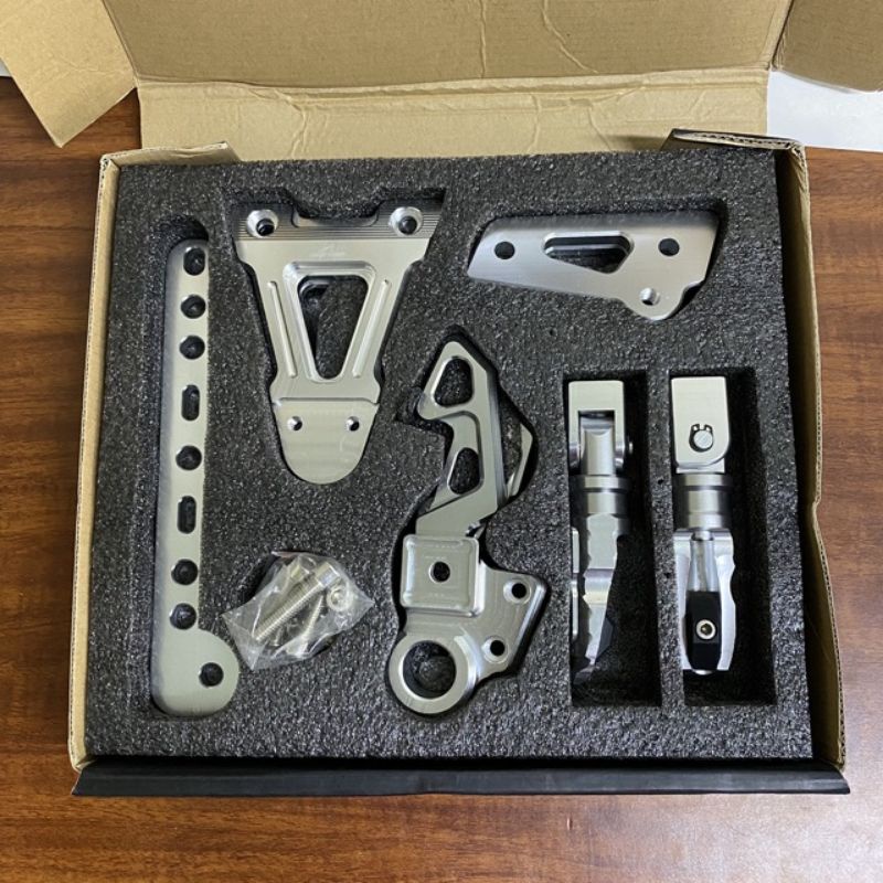 Bộ gác chân Biker chính hãng nhôm CNC sharkpower