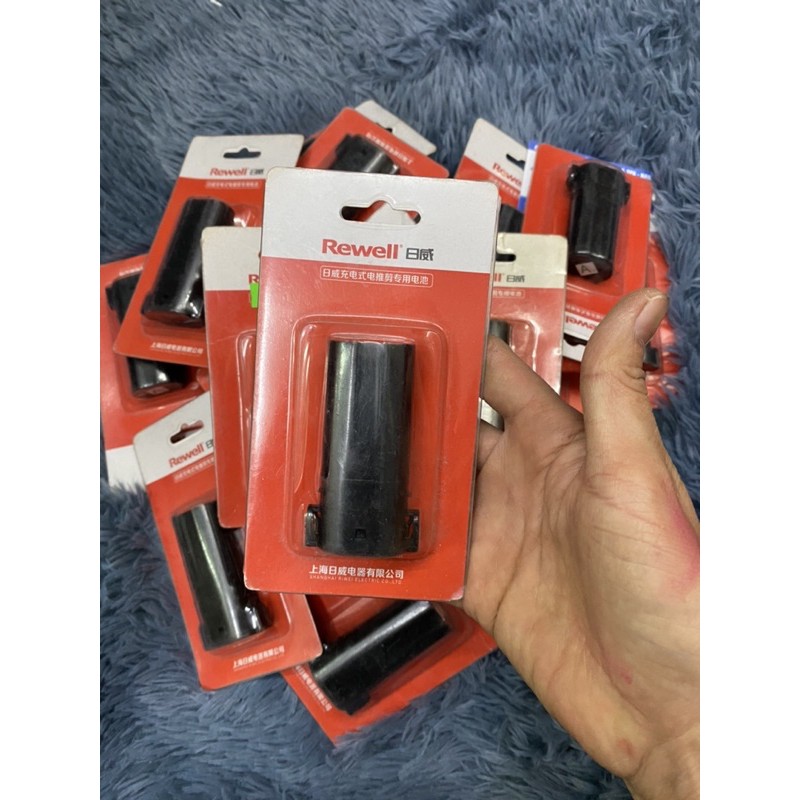 Pin tông đơ REWELL 900