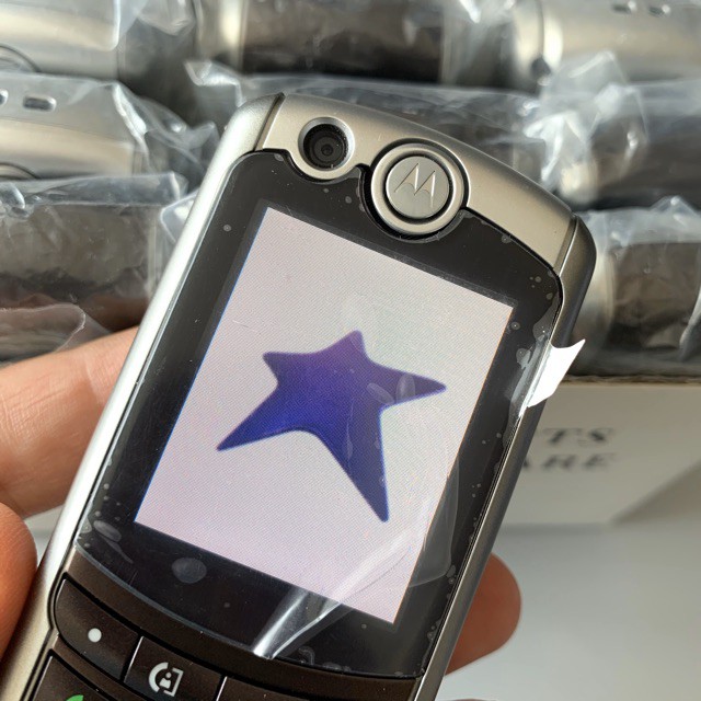 Điện thoại cổ Motorola E770 zin chính hãng