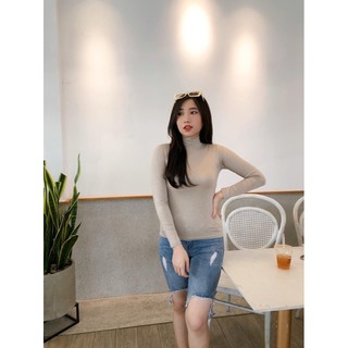 Áo thun cổ lọ
