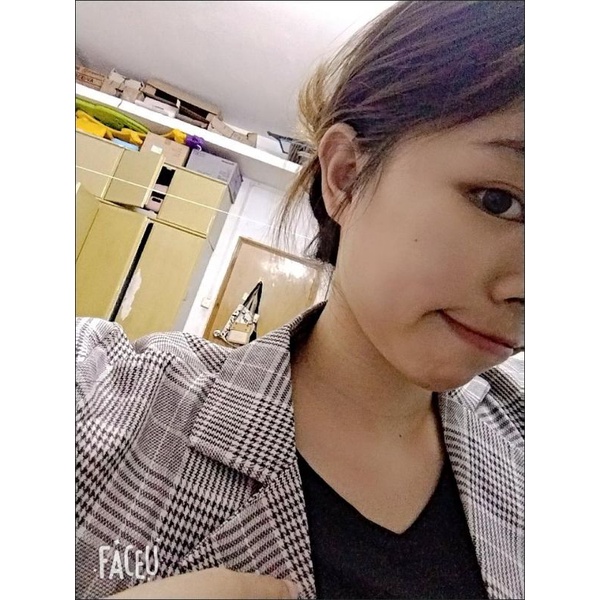 Áo blazer nữ kẻ caro dáng basic dễ phối đồ | BigBuy360 - bigbuy360.vn