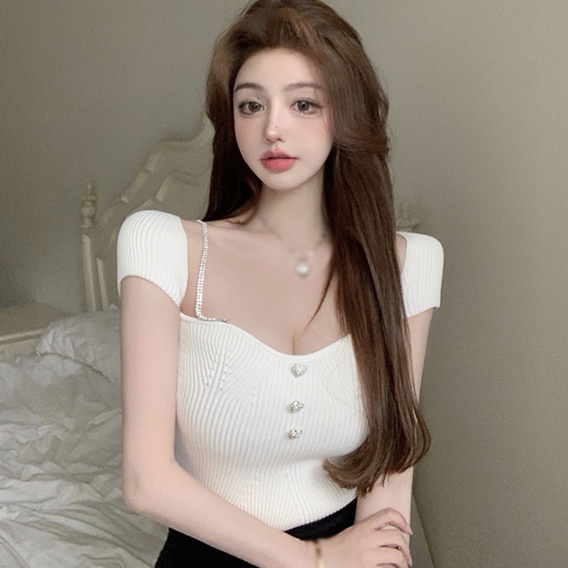 Áo Croptop Dệt Kim Tay Ngắn Thiết Kế Cổ Vuông Quyến Rũ | BigBuy360 - bigbuy360.vn