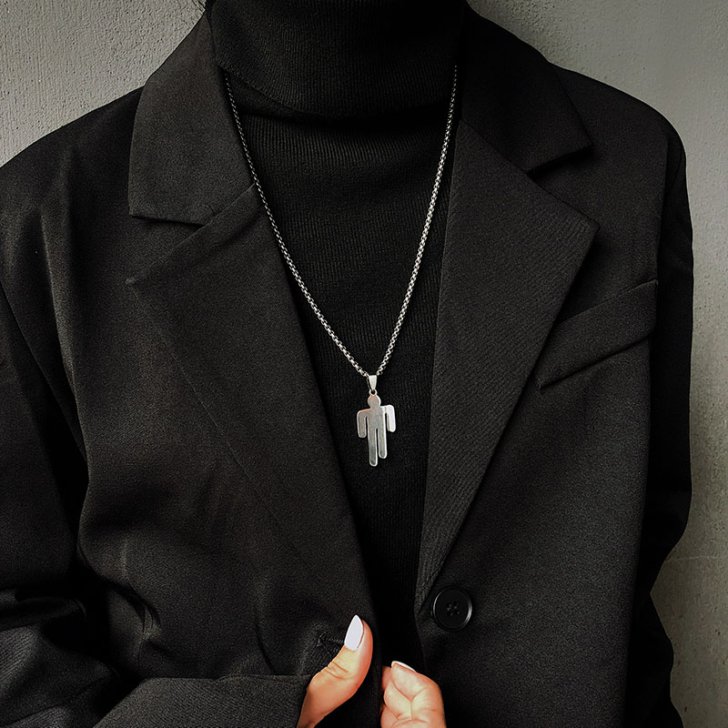 Vòng cổ mặt logo Billie Eilish thiết kế đơn giản dễ phối đồ thời trang