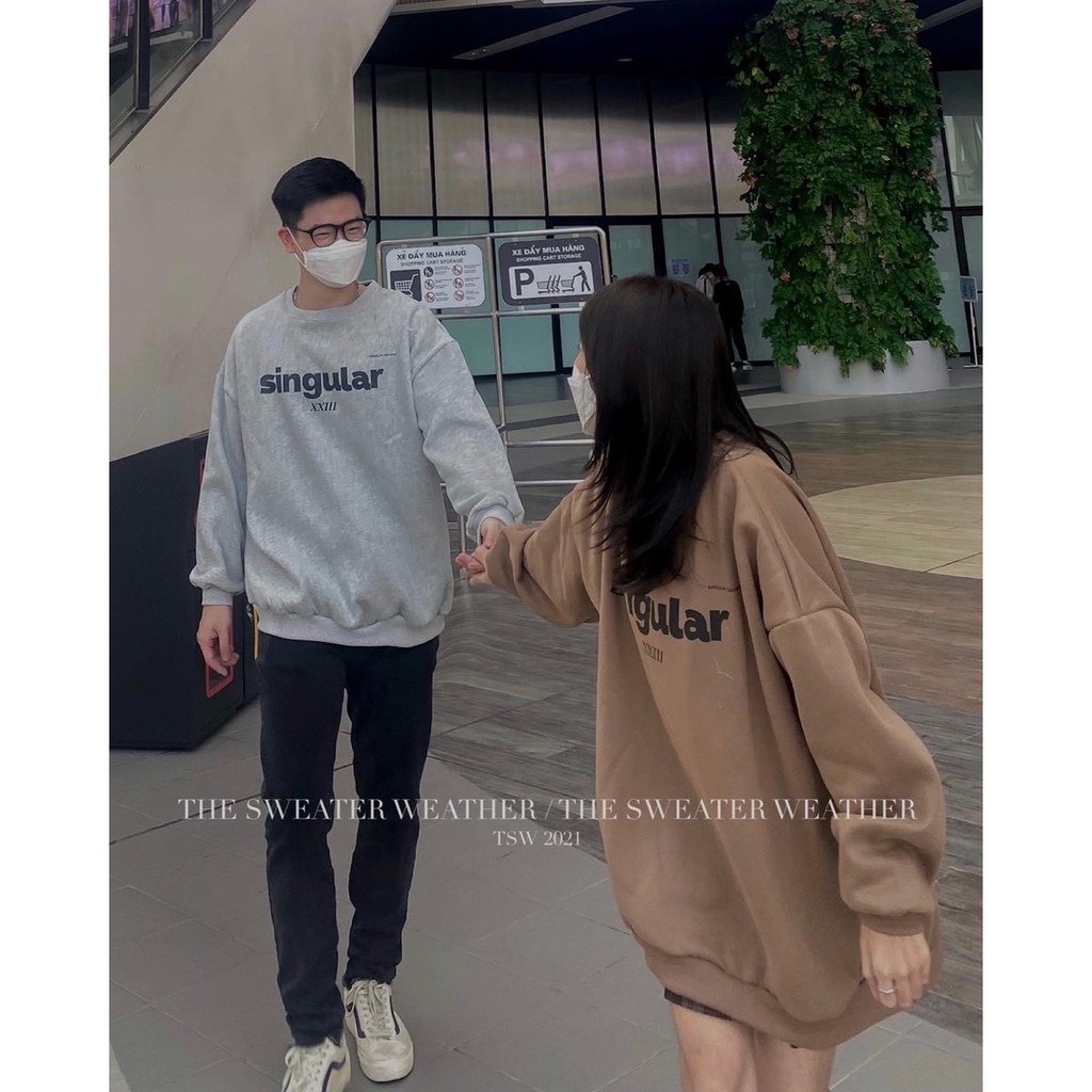 Áo sweater tay bồng SINGULAR form rộng mặc thu đông/ Áo đôi nam nữ cổ tròn dáng thụng 3 màu trẻ trung cá tính | BigBuy360 - bigbuy360.vn