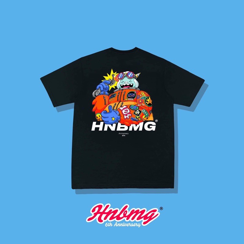 Áo Tay Ngắn HNBMG 6TH ANNIVERSARY TEE "104" BLACK