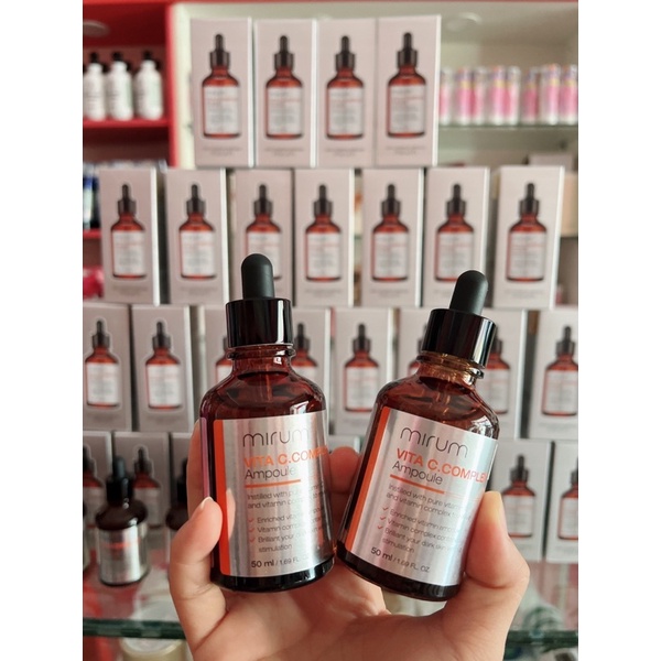 Tinh chất serum dưỡng da Mirum vitamin C