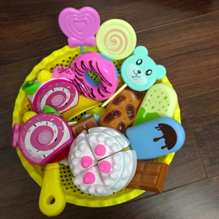 Rổ đồ chơi cắt bánh kem sinh nhật, bánh ngọt và kẹo dành cho bé HH000144