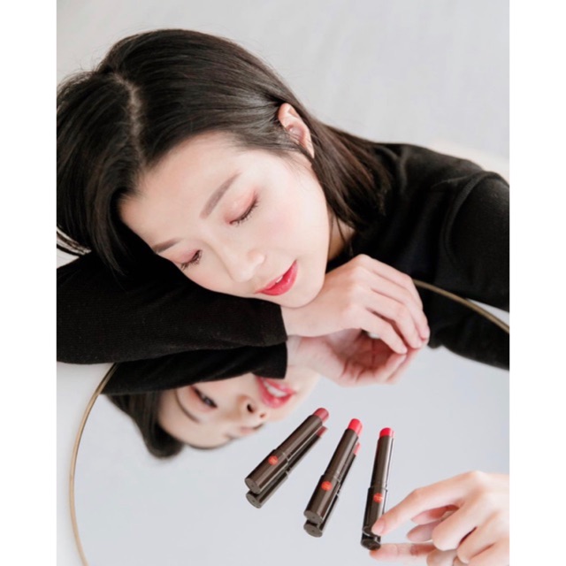 Son dưỡng  Lip the color - ROTOH SPF 26 PA+++2gram