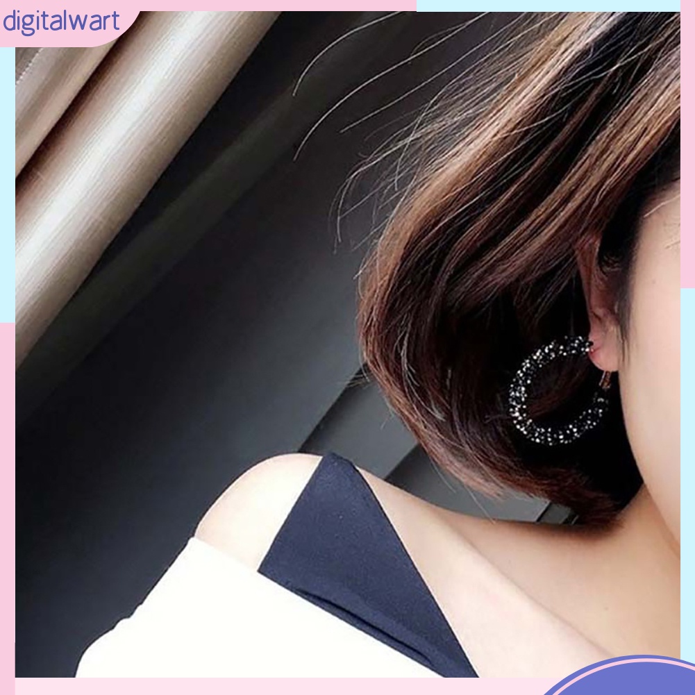 Đôi Hoa Tai Dạng Vòng Thời Trang Dành Cho Nữ