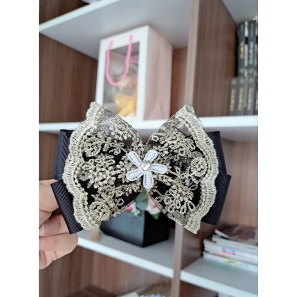 Kẹp tóc nơ phối ren hoa