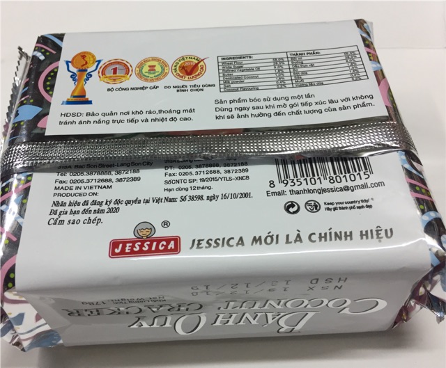 Bánh quy vuông Coconut cracker 178g | BigBuy360 - bigbuy360.vn