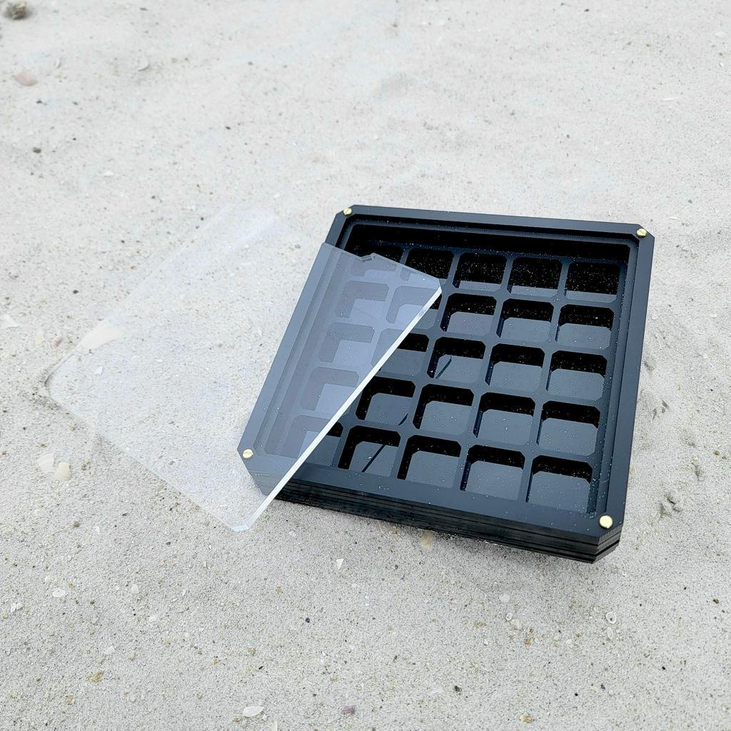 Artisan Box/Tray - Hộp trưng bày Keycap Artisan - Mica cắt bằng Laser