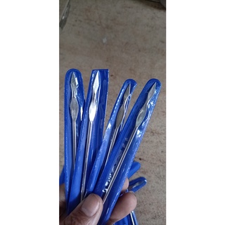 cây móc khóe móng chân bằng gỗ hoặc sắt👍😊😊😊👍👍