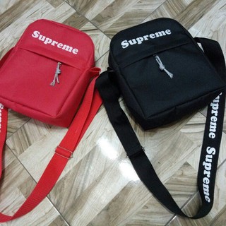Túi đeo chéo supreme