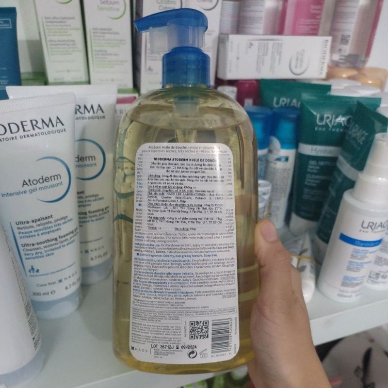 Dầu Tắm Bioderma Atoderm Huile De Douche làm sạch, làm dịu và dưỡng ẩM cho da khô 200ML 1000ML