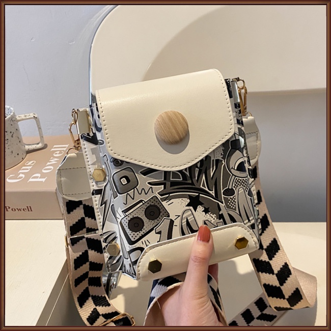 Túi Đeo Vai Hình Vuông Cỡ Nhỏ Họa Tiết Graffiti Thời Trang Cho Nữ