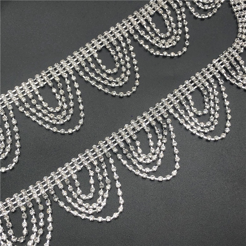 2146155 Dây Xích Tua Rua Đính Kim Cương Giả Trang Trí Đầm Cưới