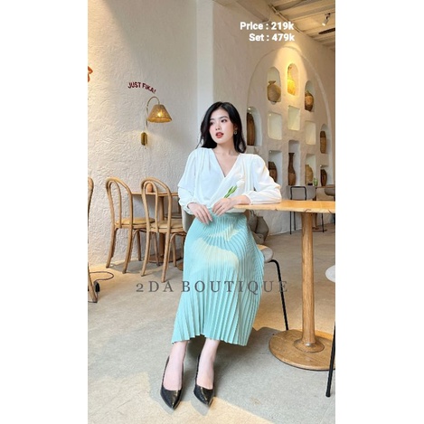 SET CODE D04 | Váy Xếp Li Mint Với Áo sơ mi Lụa Đắp chéo