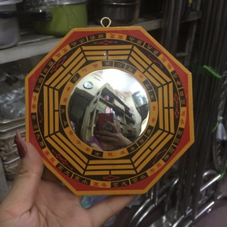 GƯƠNG BÁT QUÁI LỒI
