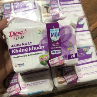 Com bo 6 gói Băng vệ sinh Diana Sensi hàng ngày kháng khuẩn gói 20 miếng