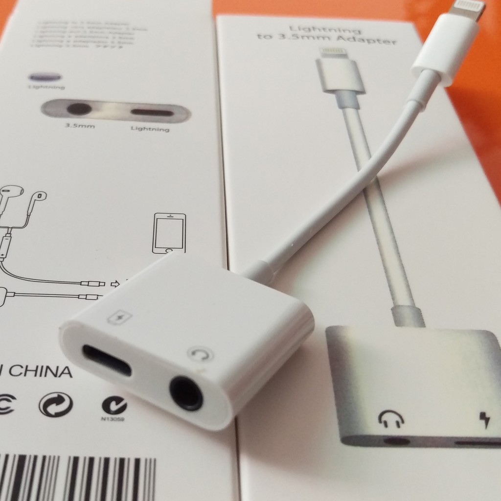 Jack Cáp Chuyển Đổi Lighting 2 Trong 1 - Tai Nghe 3.5mm &amp; Đầu Sạc Cho Iphone