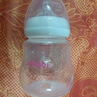 Bình trữ sữa kèm núm ti máy hút sữa rozabi basic như hình