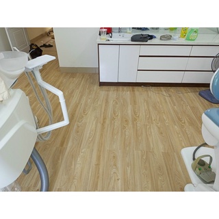 (HCM) Sàn Nhựa Giả Vân Gỗ Màu Nâu Sáng, Sẵn Keo Bóc Dán, Mã SG27 khổ 91x15
