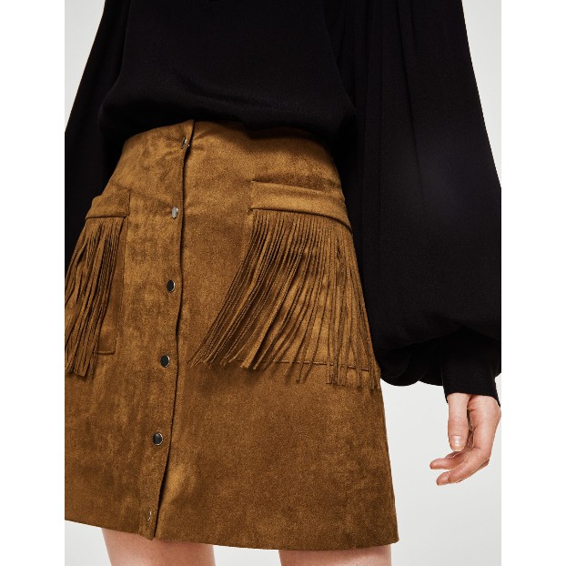 Chân váy nâu tua rua Mango