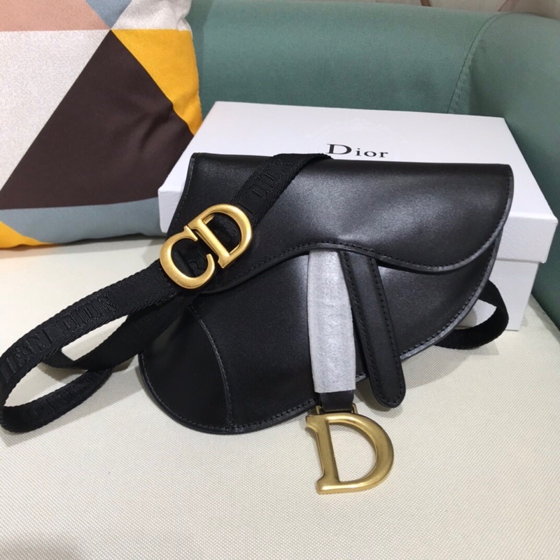 Túi đeo chéo dáng yên ngựa cổ điển thương hiệu Dior Saddle CD da thật cao cấp hàng vip 1-1