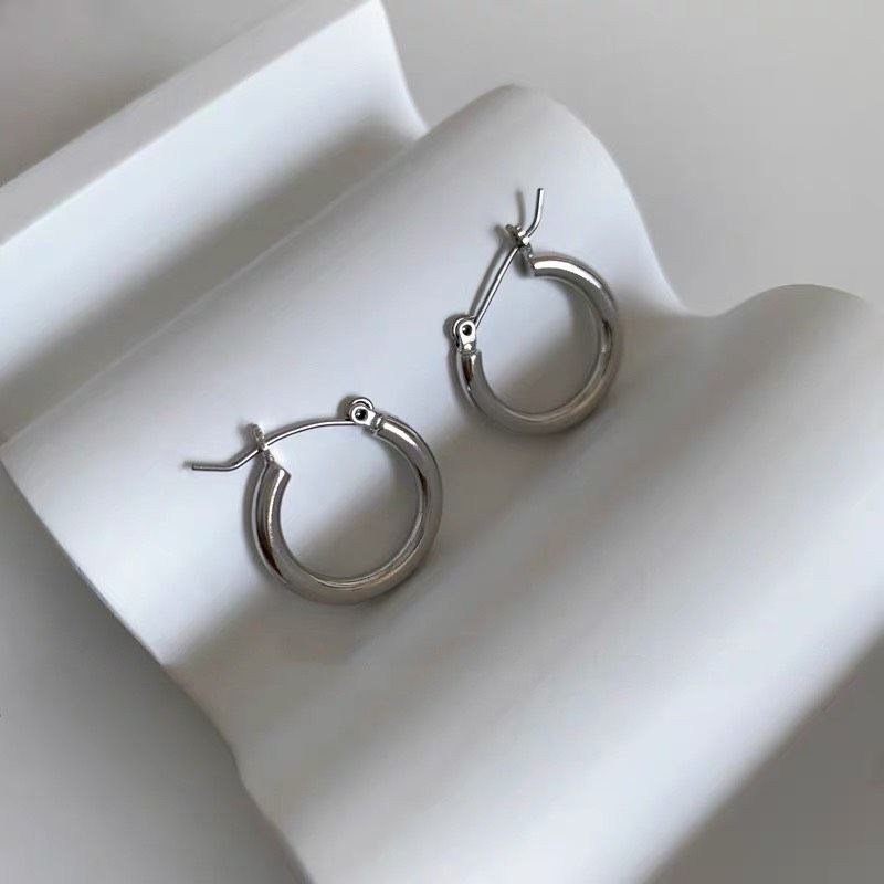 Khuyên tai Basic tròn Khóa bấm chắc chắn chất THÉP Y TẾ KHÔNG GỈ ,CAM KẾT HÀNG CHẤT LƯỢNG NHƯ ẢNH