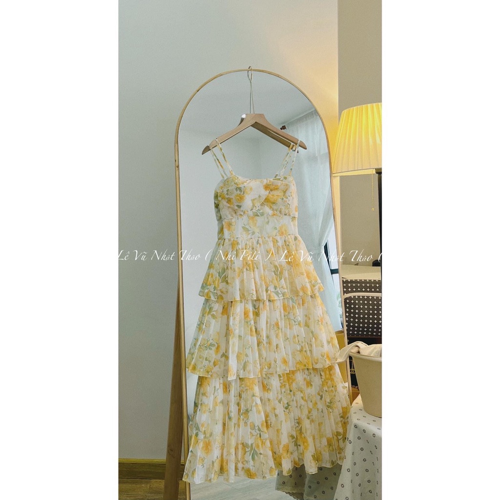 ✔ 𝗙𝗥𝗘𝗘 𝗦𝗛𝗜𝗣  VÁY 2 DÂY HOA NHÍ XÒE TẦNG HOA VÀNG HÀNG L1 Ạ