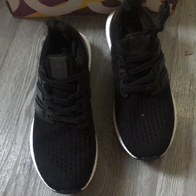 Giày thể thao ultra boost