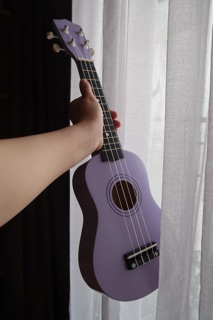 Đàn ukulele soprano màu tím nhạt