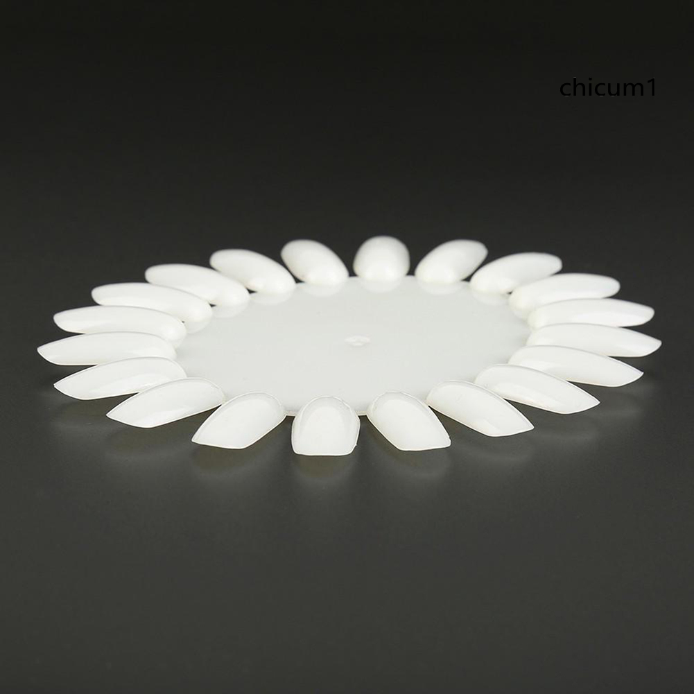 Bộ 20 khuôn móng giả trưng bày màu móng tay