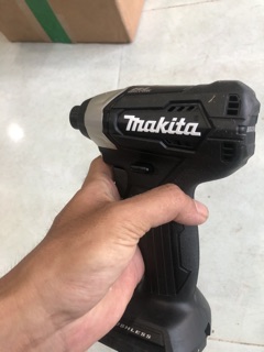 Bắn vit Makita xdt 18