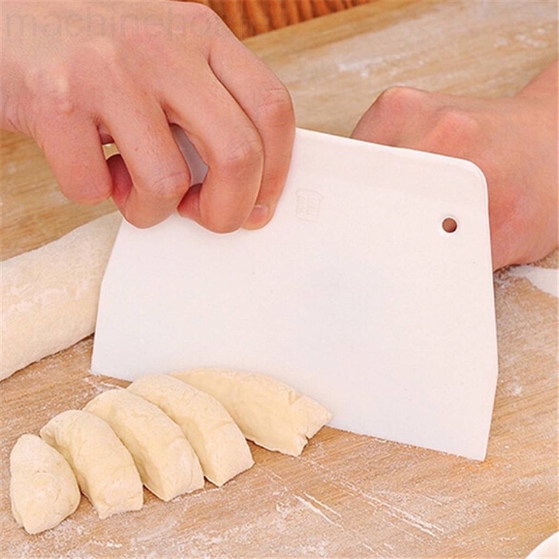 dụng cụ vét bột cắt bột