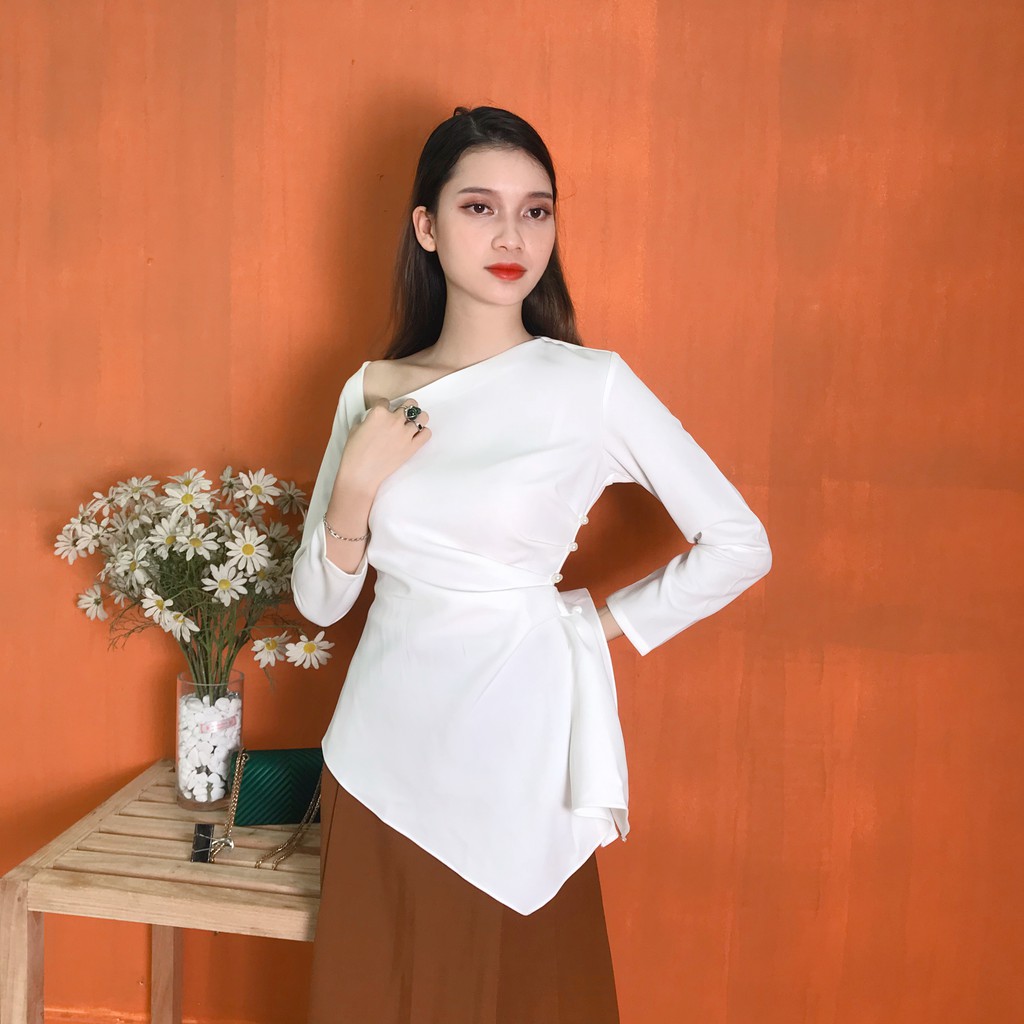 [Mã WASTUP giảm 10% tối đa 30K đơn 99K] Áo lệch vai tay dài ôm body | BigBuy360 - bigbuy360.vn