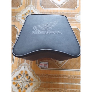 nệm ngồi xe cho bé