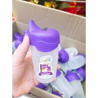 Ly uống nước có nắp hình con voi cho bé