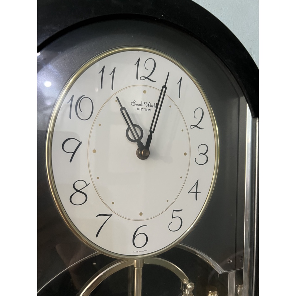 Đồng hồ treo tường Smallworld có nhạc , 4 chú lính gõ chuông vui nhộn