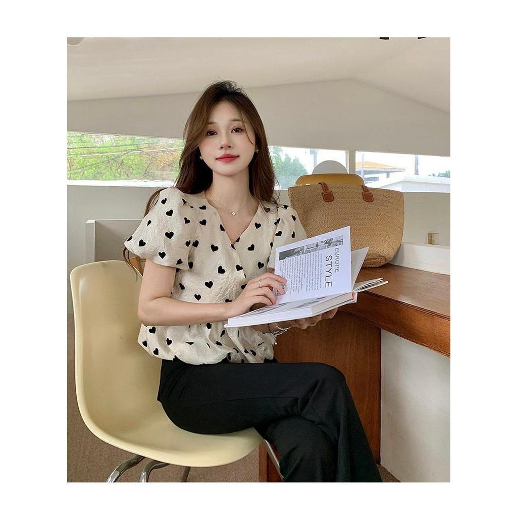 Áo Thun Tay Ngắn Cổ Chữ V In Hình Trái Tim Phong Cách Mới Mùa Hè 63801