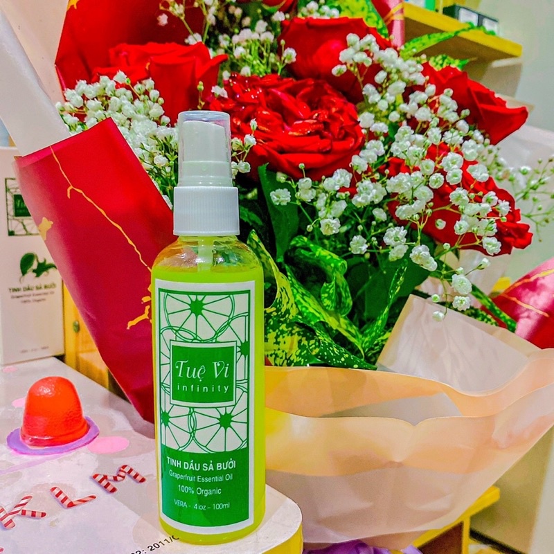 Xịt bưởi Tuệ Vi