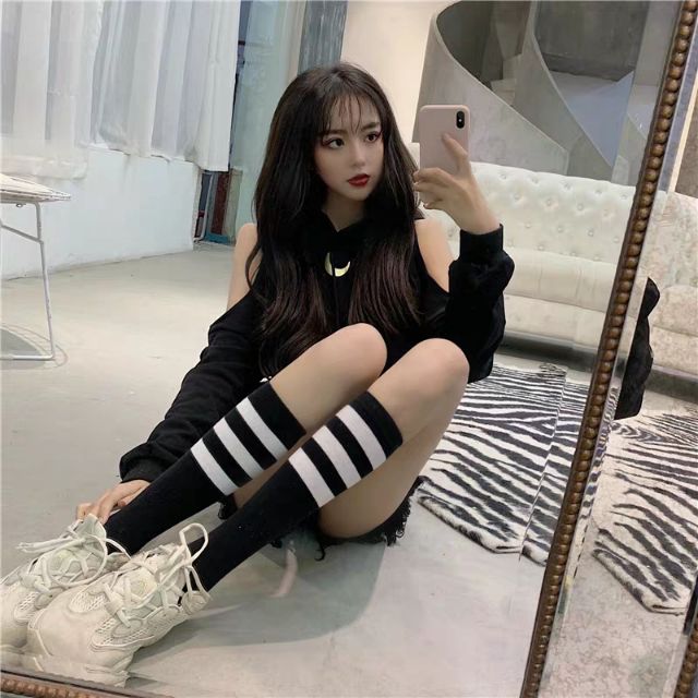 Đầm hoodie nón hở vai Ulzang style có bigsize