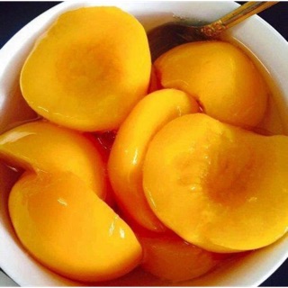 ĐÀO TƯƠI BỔ ĐÔI NGÂM GIÒN TRONG SIRO
