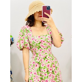 Đầm maxi cổ vuông tay bí